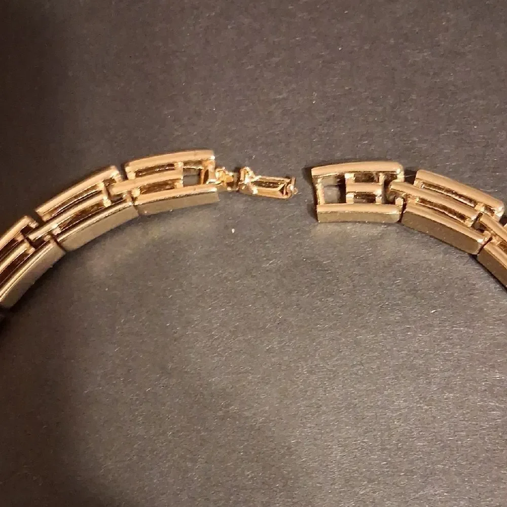 Napier 1980's  Gold Tone Brick Link Necklace Womens Excellent‎ Condition